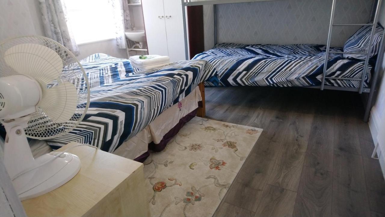 Renovated 4-Bed Home - Sleeps 9 - Parking - Spa Blackpool Eksteriør billede